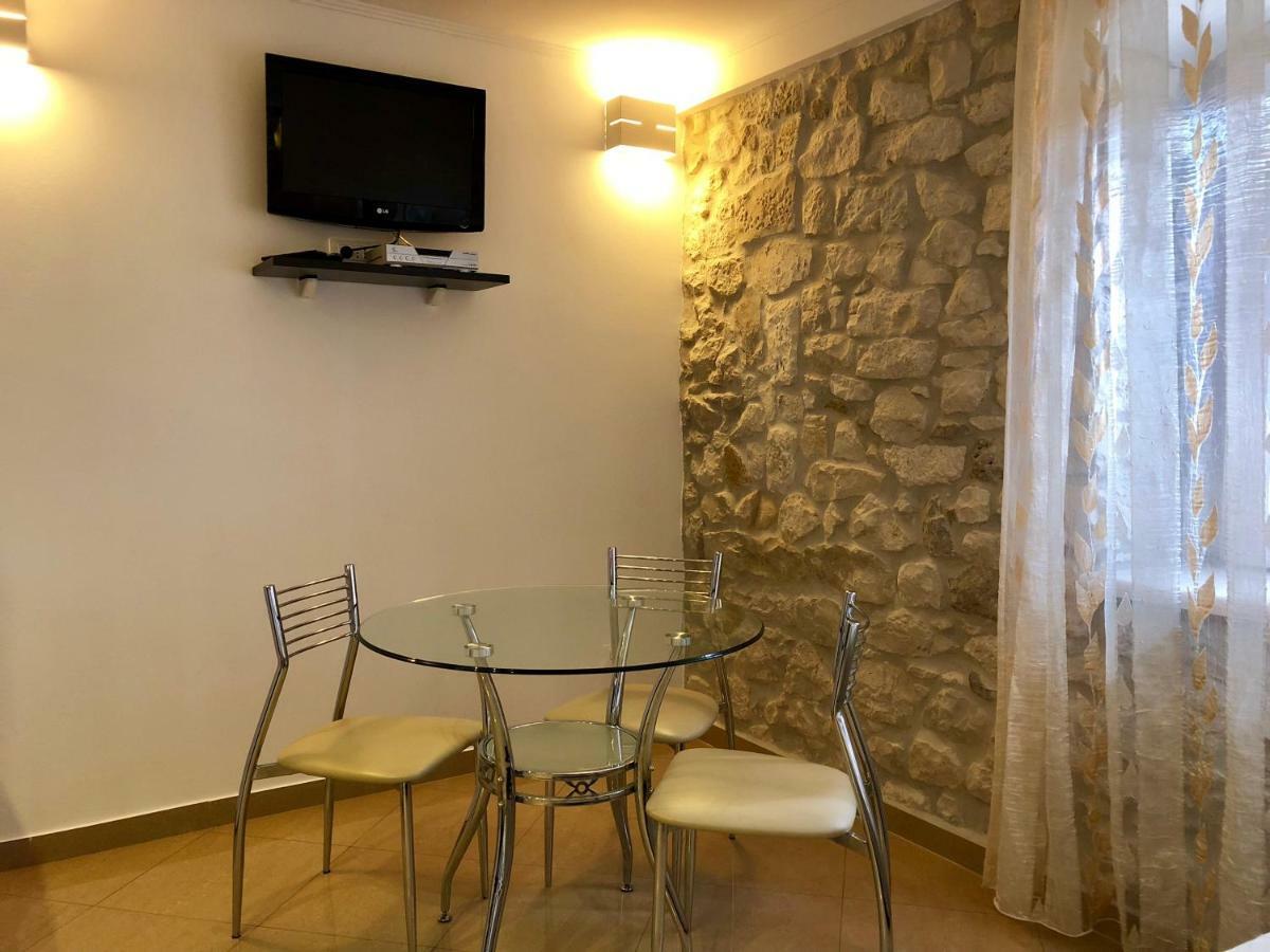 Apartments Feral Trogir Exterior photo